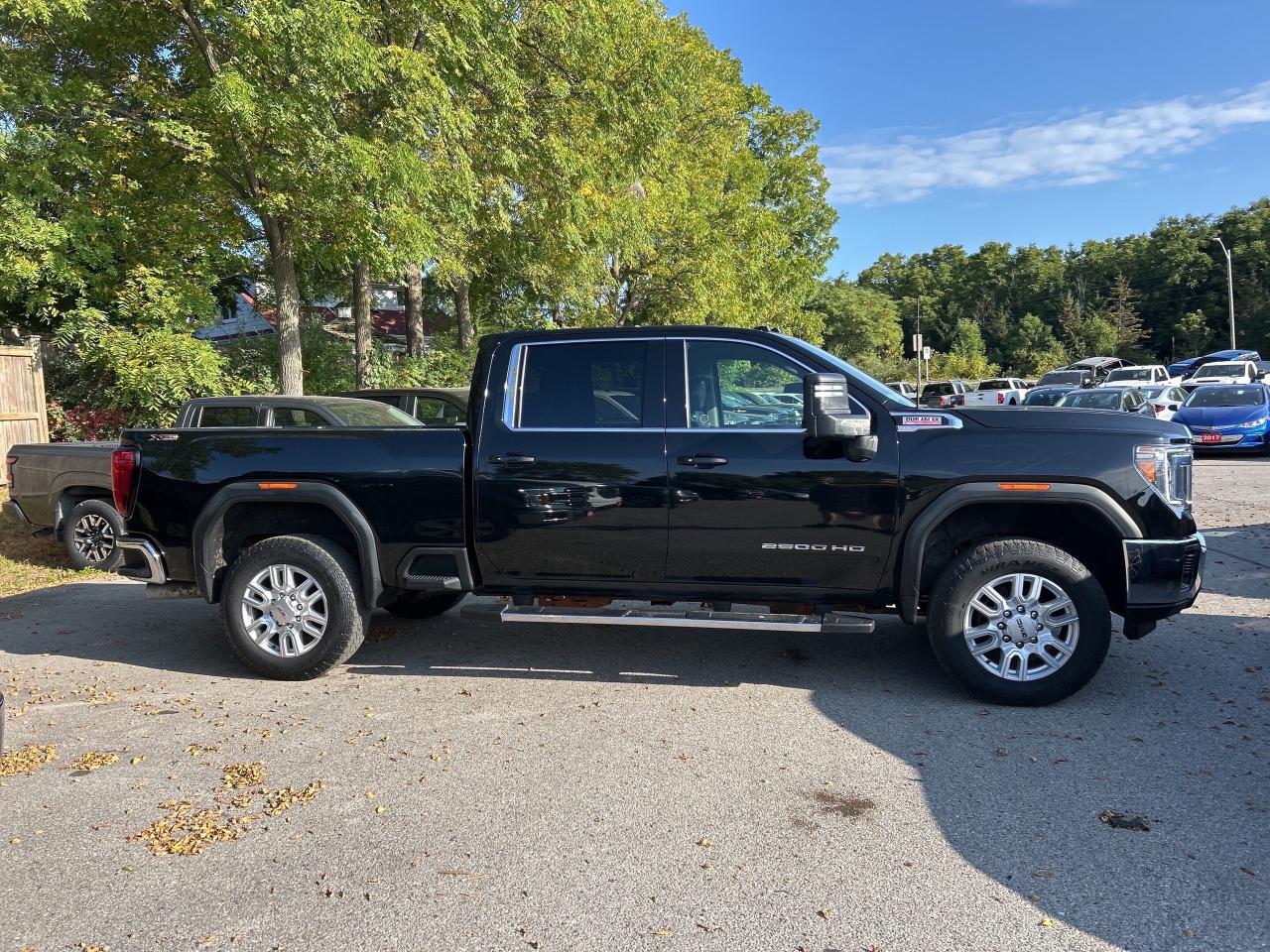 2021 GMC SIERRA 2500HD SLE, DIESEL, CLEAN CARFAX, REMOTE START, LEATHER! Photo