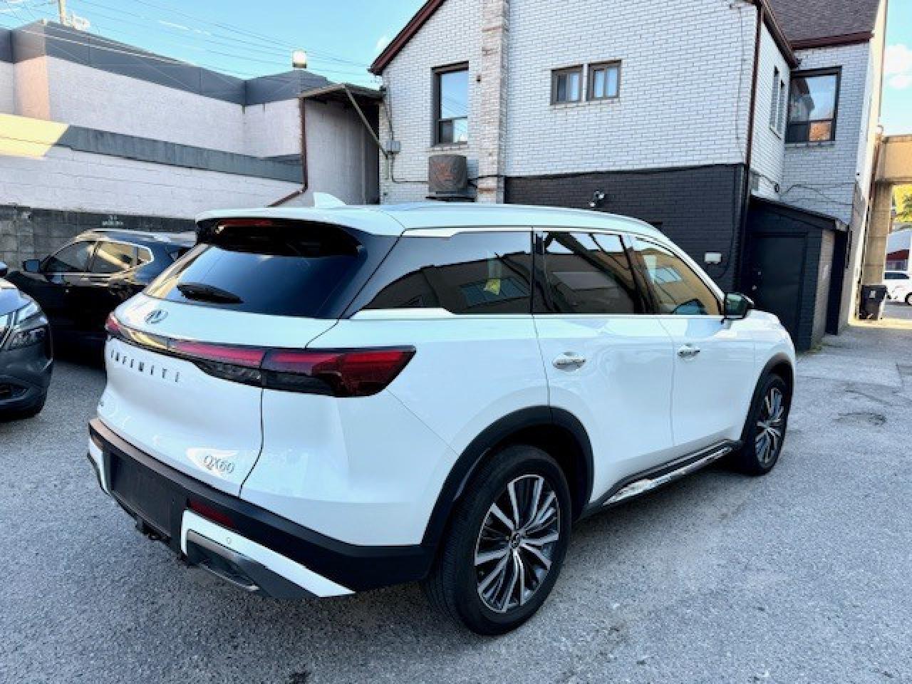 2023 Infiniti QX60 SENSORY, PRO-PILOT, HUD, 3-ZONE CLIMATE, BOSE Photo