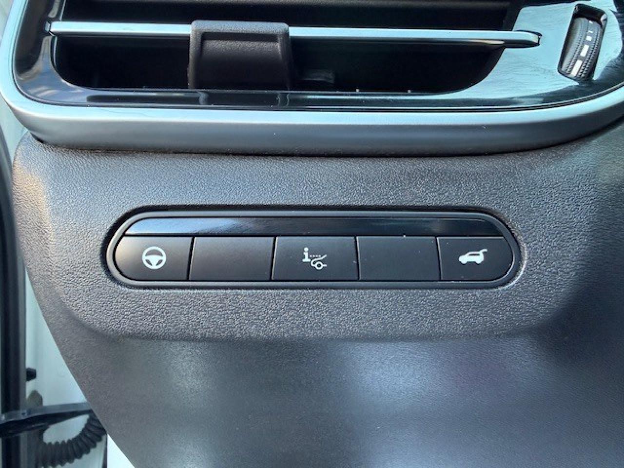 2023 Infiniti QX60 SENSORY, PRO-PILOT, HUD, 3-ZONE CLIMATE, BOSE Photo