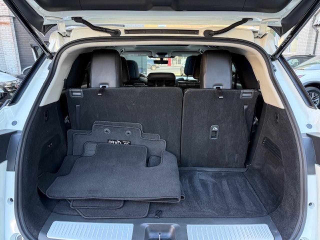 2023 Infiniti QX60 SENSORY, PRO-PILOT, HUD, 3-ZONE CLIMATE, BOSE Photo