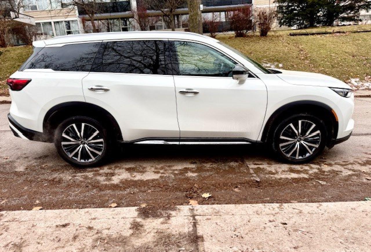 2023 Infiniti QX60 SENSORY, PRO-PILOT, HUD, 3-ZONE CLIMATE, BOSE Photo