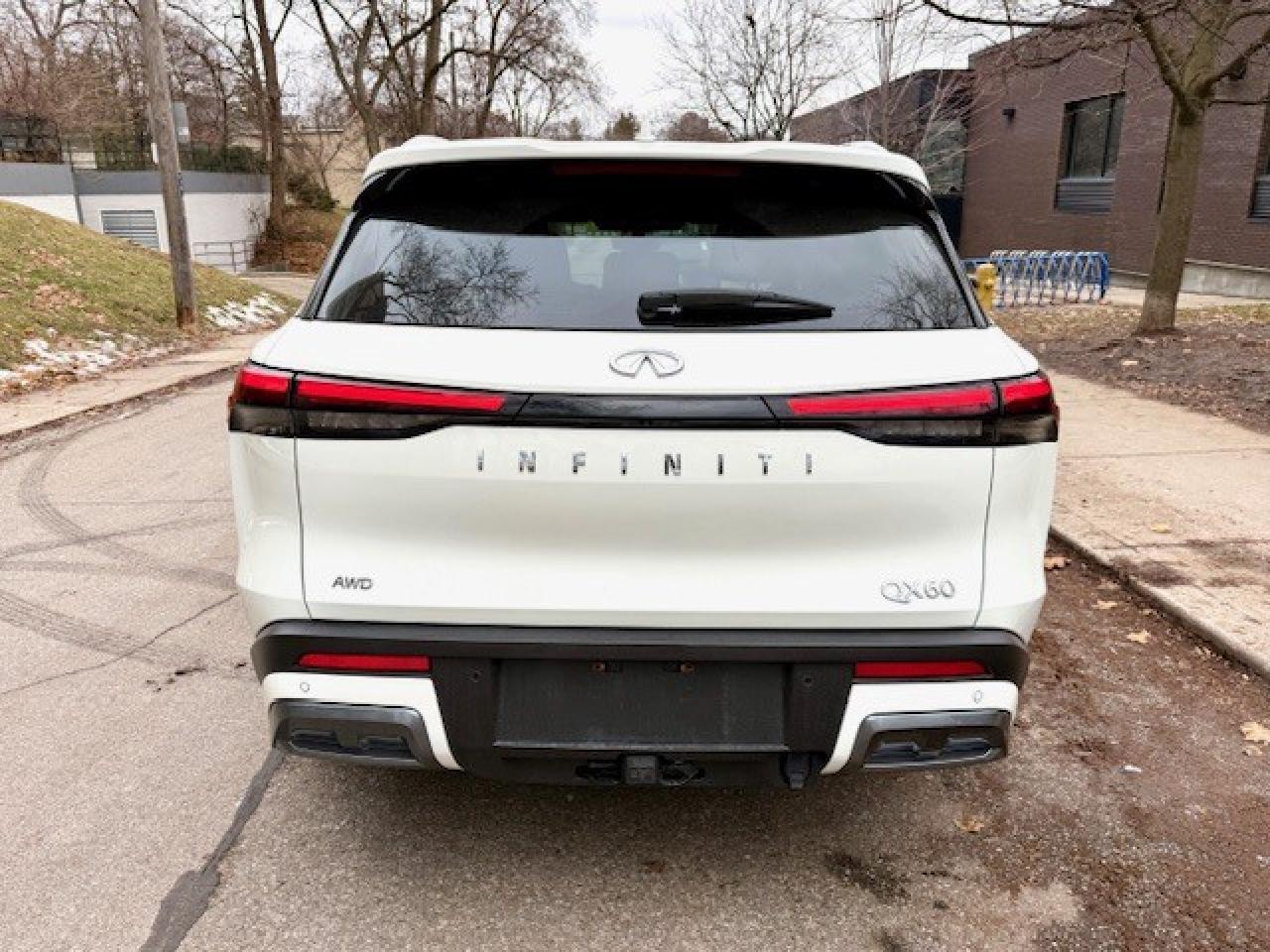 2023 Infiniti QX60 SENSORY, PRO-PILOT, HUD, 3-ZONE CLIMATE, BOSE Photo