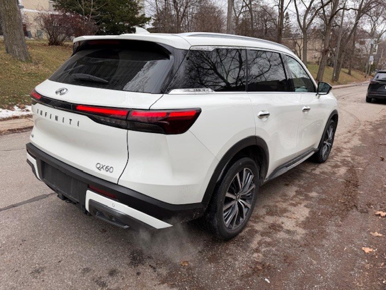 2023 Infiniti QX60 SENSORY, PRO-PILOT, HUD, BOSE, HITCH, MASSAGE SEAT Photo4