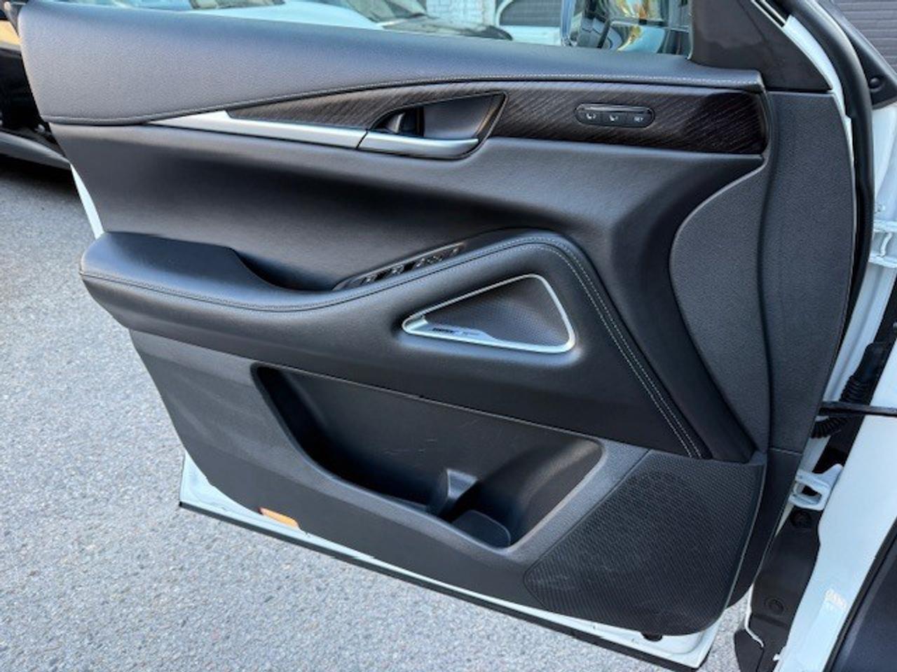 2023 Infiniti QX60 SENSORY, PRO-PILOT, HUD, BOSE, HITCH, MASSAGE SEAT Photo