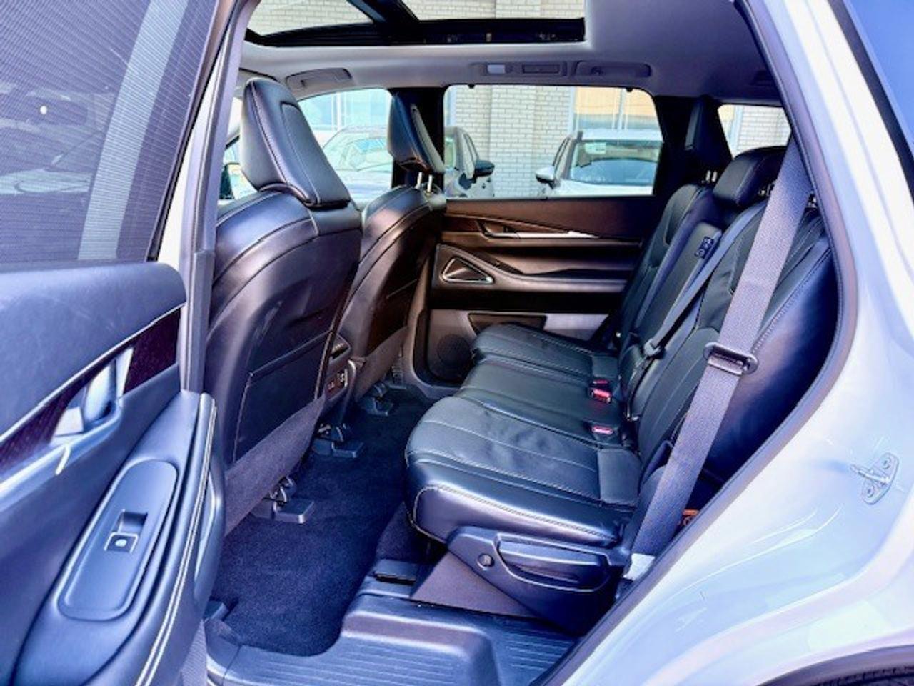 2023 Infiniti QX60 SENSORY, PRO-PILOT, HUD, BOSE, HITCH, MASSAGE SEAT Photo