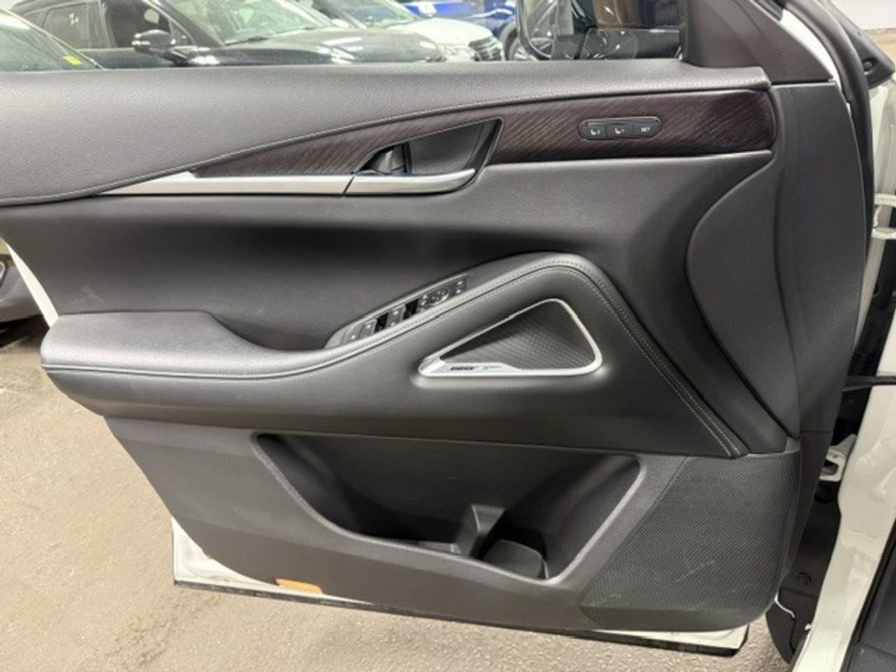 2023 Infiniti QX60 Sensory w/o Tow 4dr All-Wheel Drive Photo
