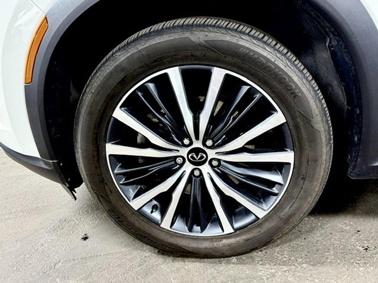 2023 Infiniti QX60 Sensory w/o Tow 4dr All-Wheel Drive Photo
