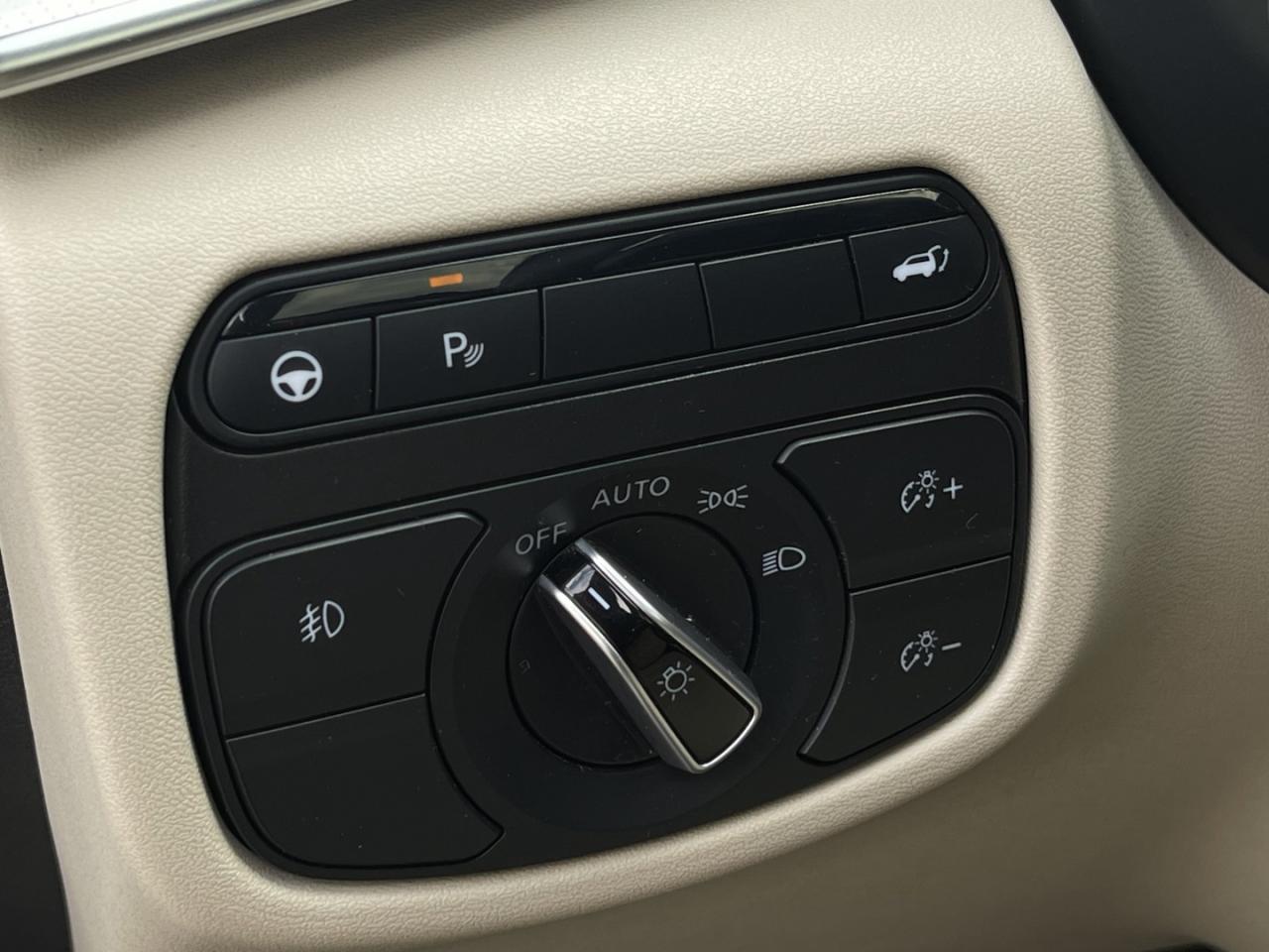 2021 Infiniti QX50 Essential Pearl White AWD   360 Cam   Pro Pilot As Photo