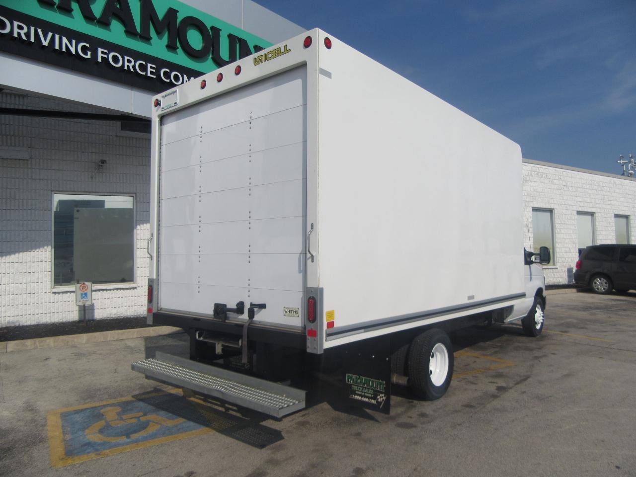 2024 Ford E-350 CUSTOM HIGH BOX 91 INCH INSIDE HEIGHT Photo2