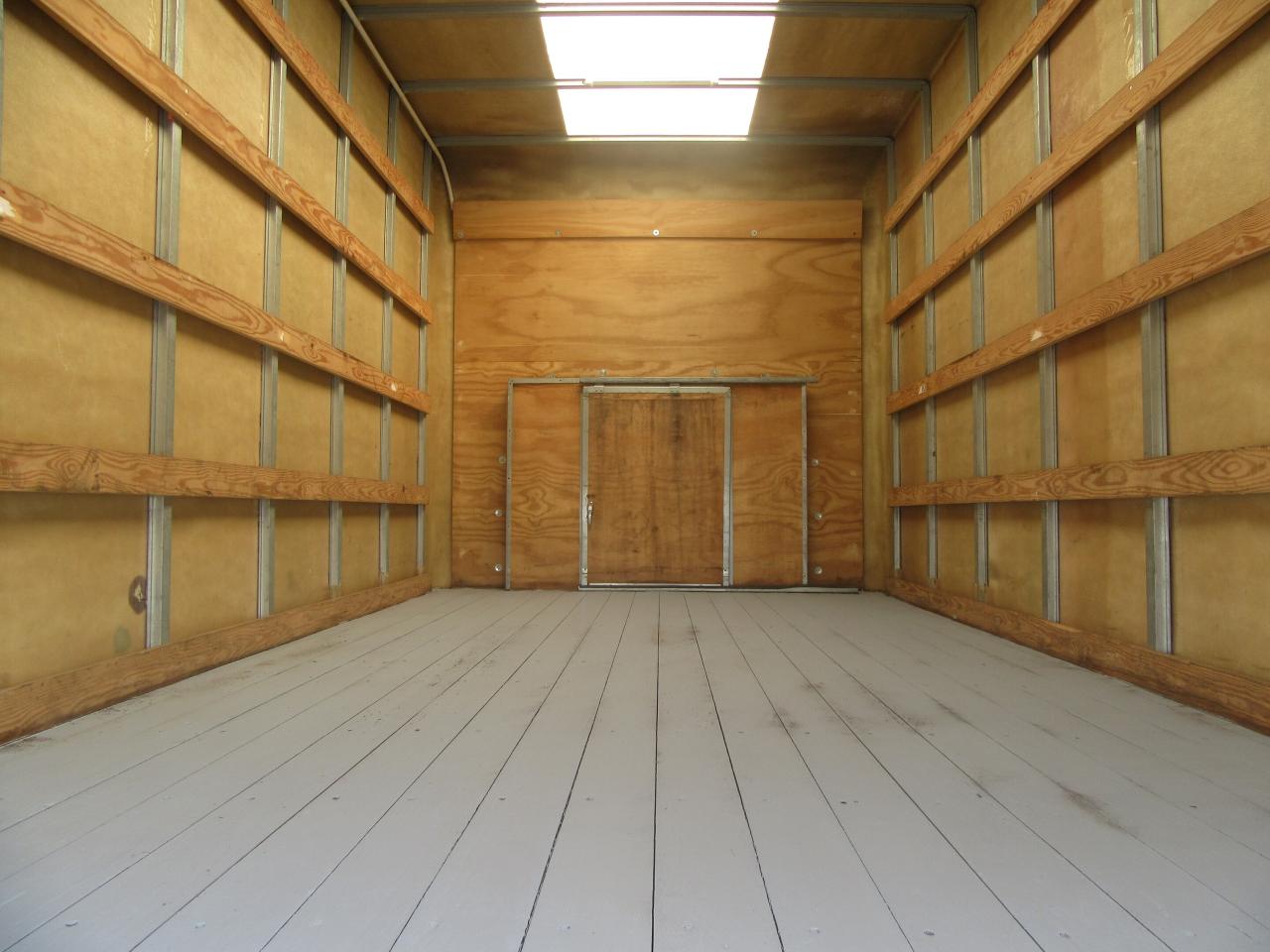 2024 Ford E-350 CUSTOM HIGH BOX 91 INCH INSIDE HEIGHT Photo4