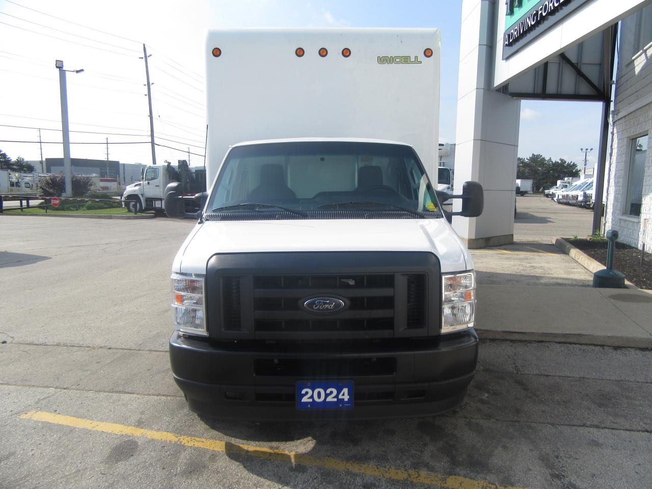 2024 Ford E-350 CUSTOM HIGH BOX 91 INCH INSIDE HEIGHT Photo