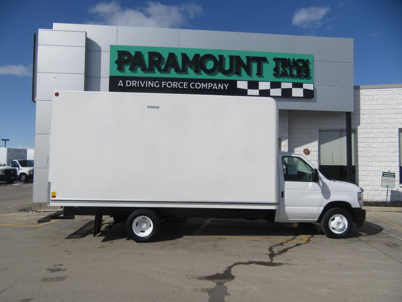 2024 Ford E-350 CUSTOM HIGH BOX 91 INCH INSIDE HEIGHT Photo