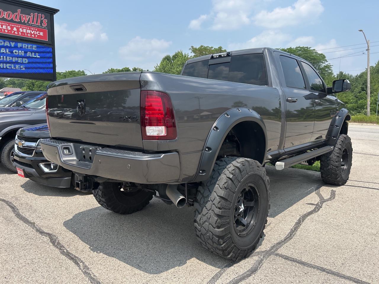 2018 RAM 2500 LARAMIE, DIESEL, CLEAN CARFAX, REMOTE START! Photo