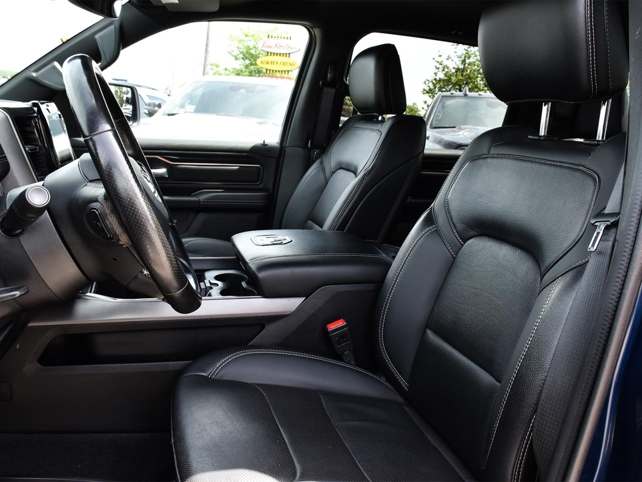 2022 RAM 1500 Sport Crew Cab 4x4 ~Nav ~Heated Leather ~Camera Photo