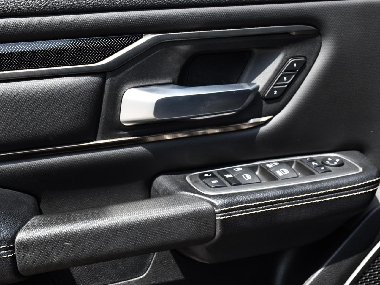 2022 RAM 1500 Sport Crew Cab 4x4 ~Nav ~Heated Leather ~Camera Photo