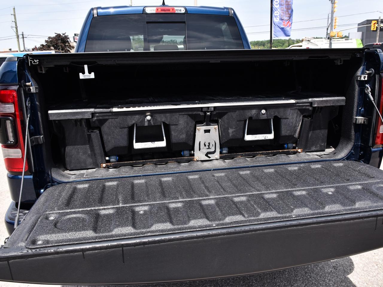 2022 RAM 1500 Sport Crew Cab 4x4 ~Nav ~Heated Leather ~Camera Photo