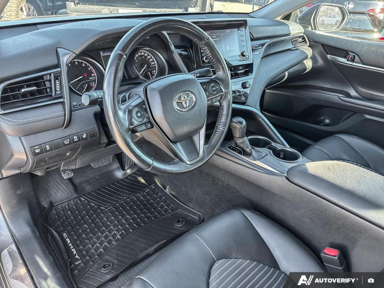 2022 Toyota Camry SE   APPLE CARPLAY   HTD SEATS   REAR CAM Photo