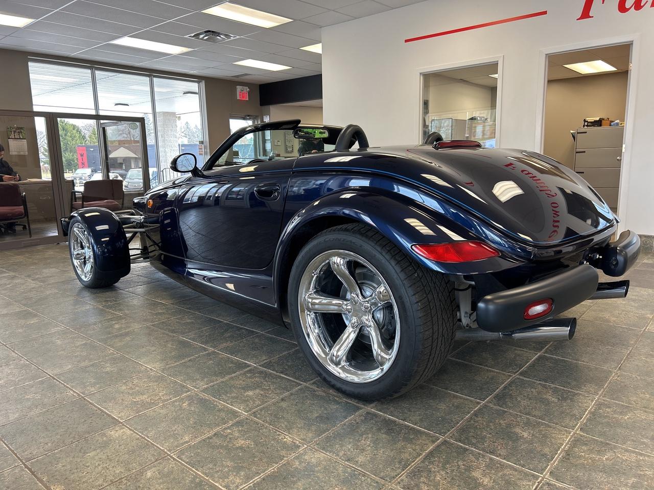 2001 Plymouth Prowler ROADSTER, LEATHER, CLEAN CARFAX, LIKE NEW! Photo