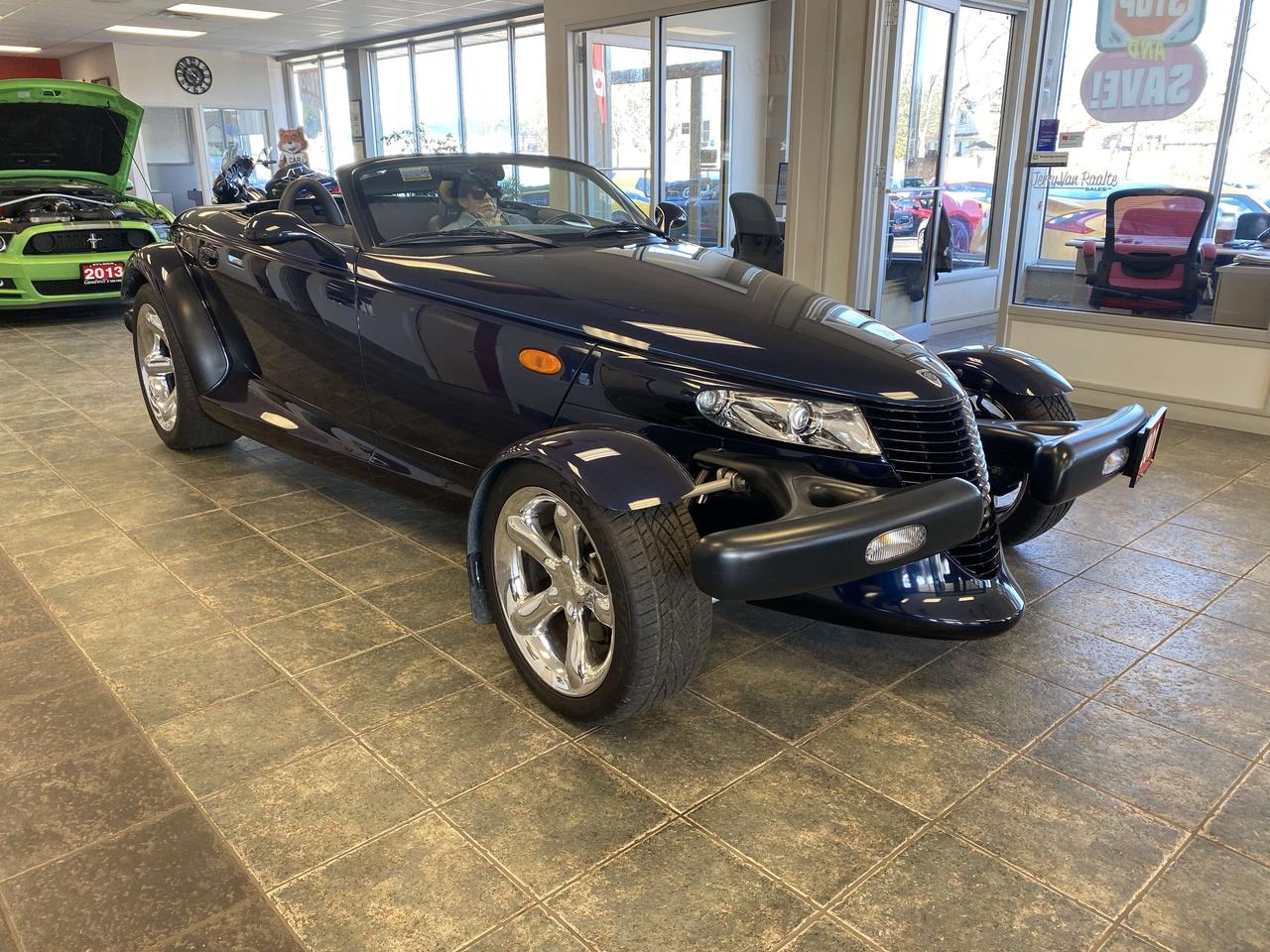 2001 Plymouth Prowler ROADSTER, LEATHER, CLEAN CARFAX, LIKE NEW! Photo1