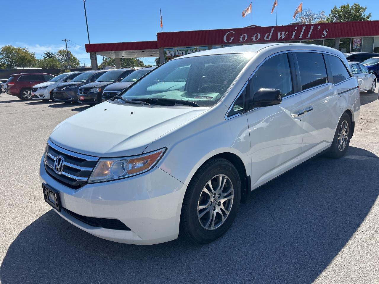 2013 Honda Odyssey EX, HEATED SEATS, CLEAN CARFAX! Photo