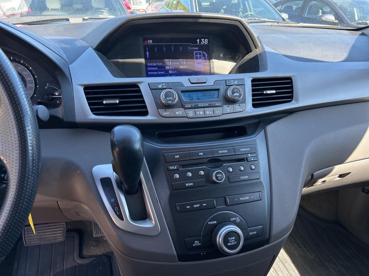 2013 Honda Odyssey EX, HEATED SEATS, CLEAN CARFAX! Photo