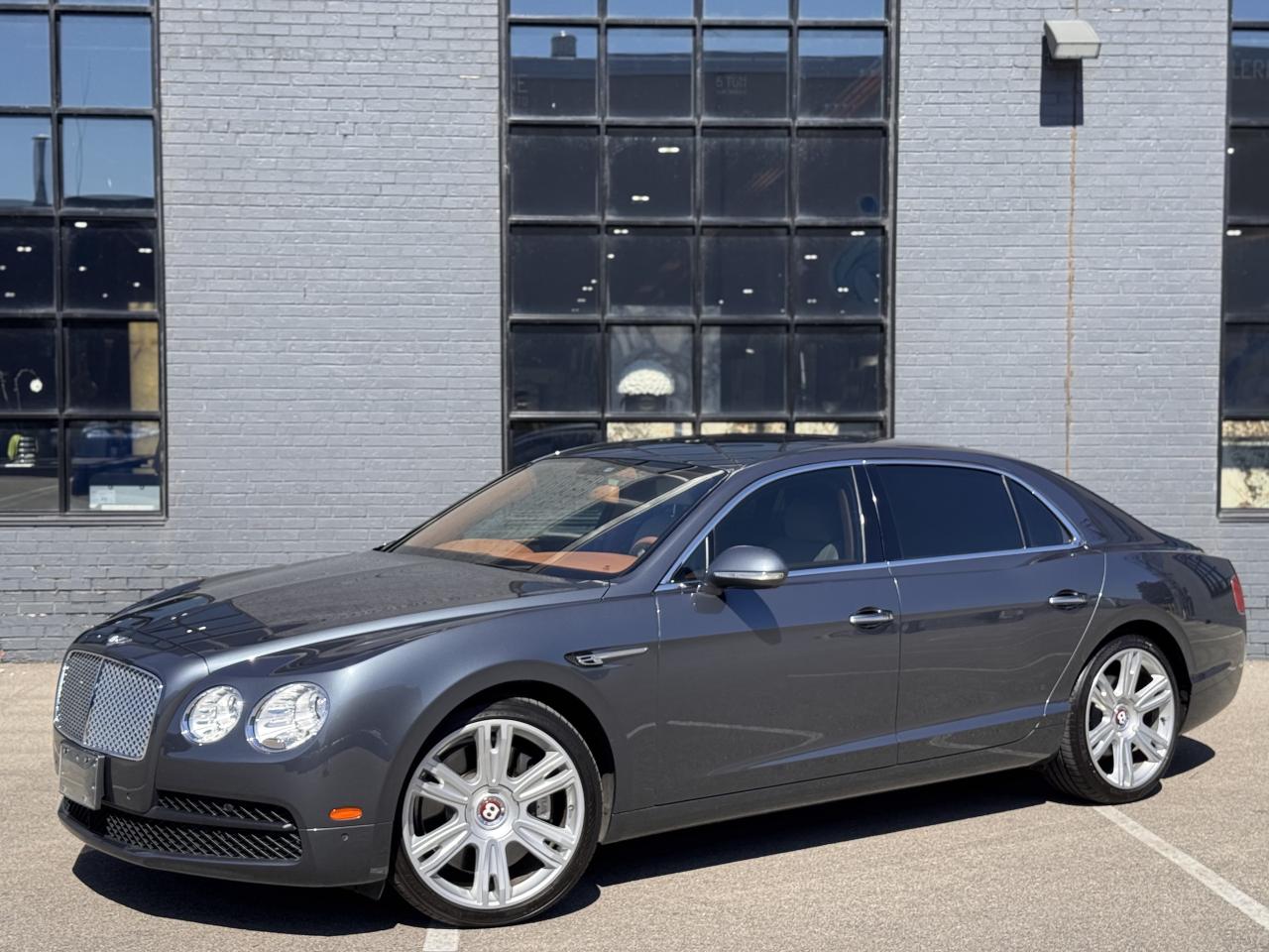 2018 Bentley Flying Spur V8 Sedan Photo