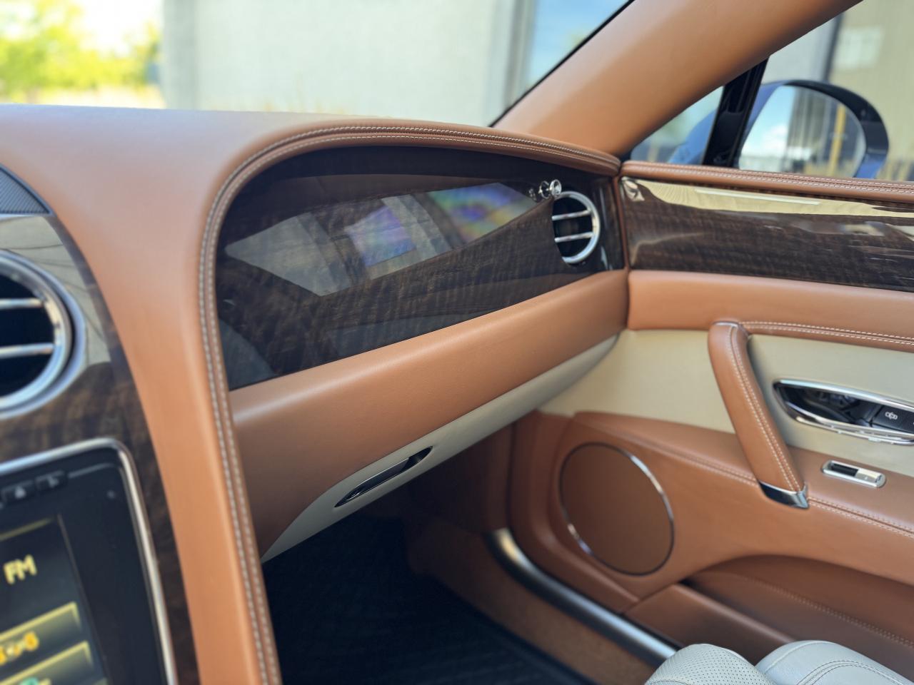 2018 Bentley Flying Spur V8 Sedan Photo