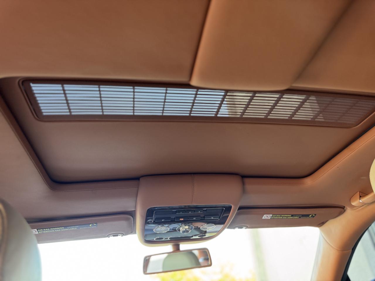 2018 Bentley Flying Spur V8 Sedan Photo