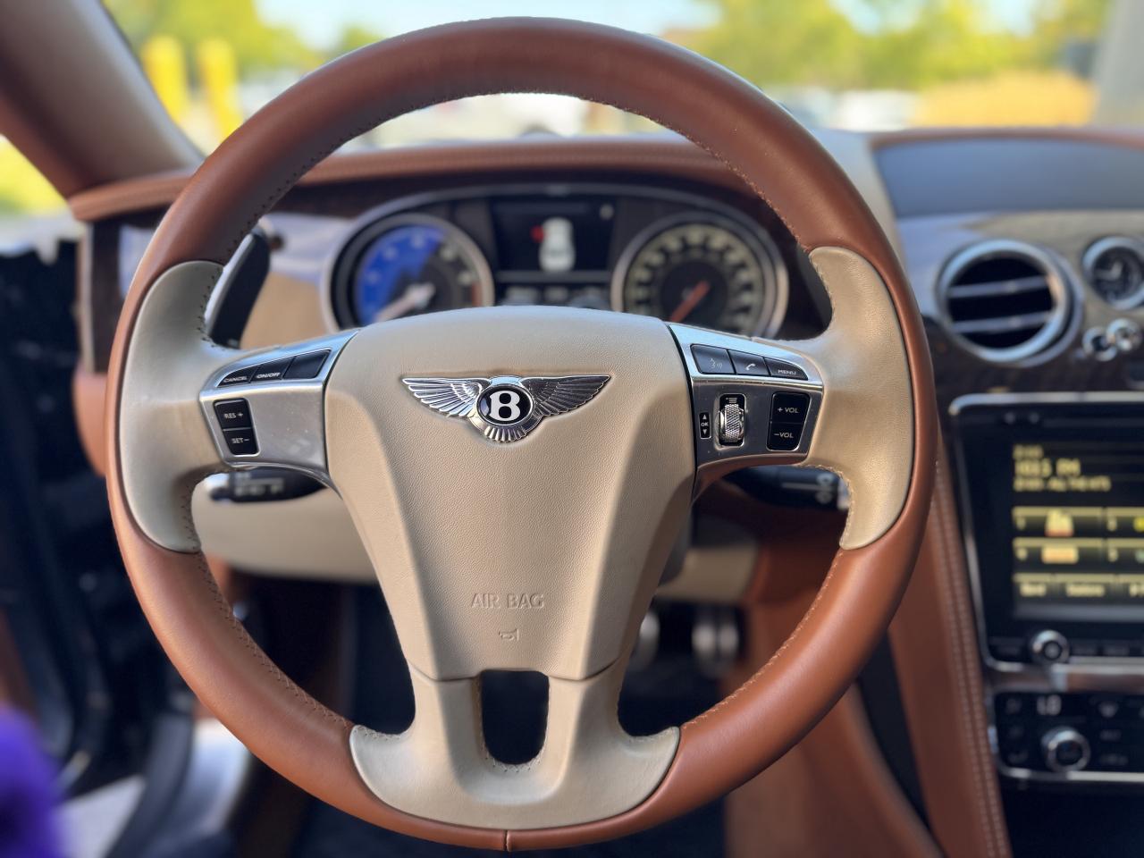 2018 Bentley Flying Spur V8 Sedan Photo