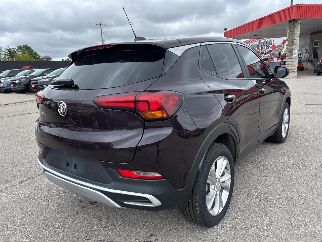 2020 Buick Encore GX PREFERRED, AWD, REMOTE START, BACK UP CAMERA! Photo