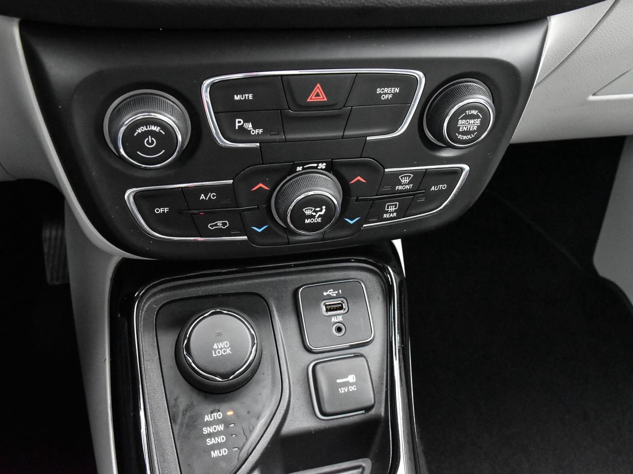 2021 Jeep Compass Limited 4x4 ~Bluetooth ~Backup Camera ~Leather Photo