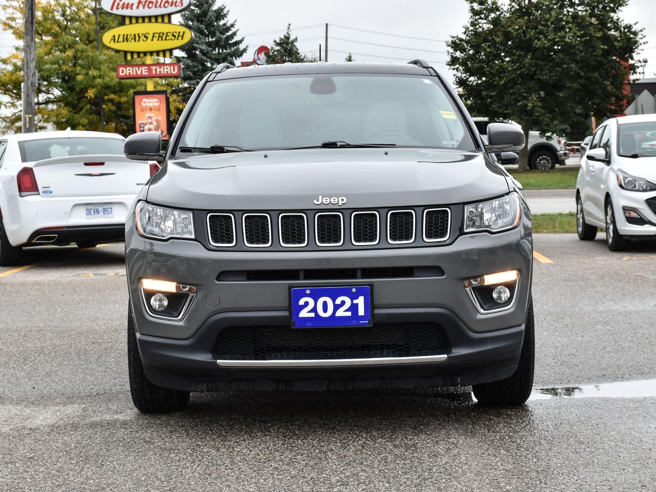 2021 Jeep Compass Limited 4x4 ~Bluetooth ~Backup Camera ~Leather Photo