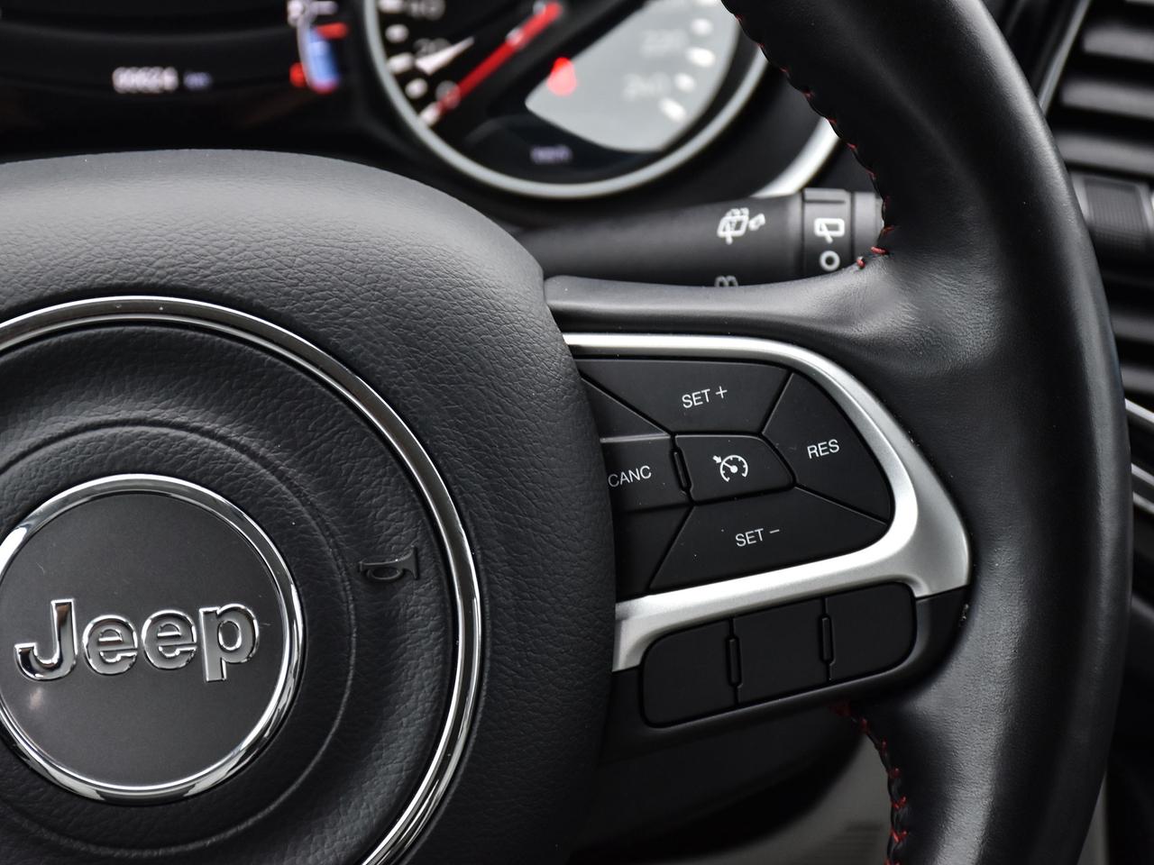 2021 Jeep Compass Limited 4x4 ~Bluetooth ~Backup Camera ~Leather Photo