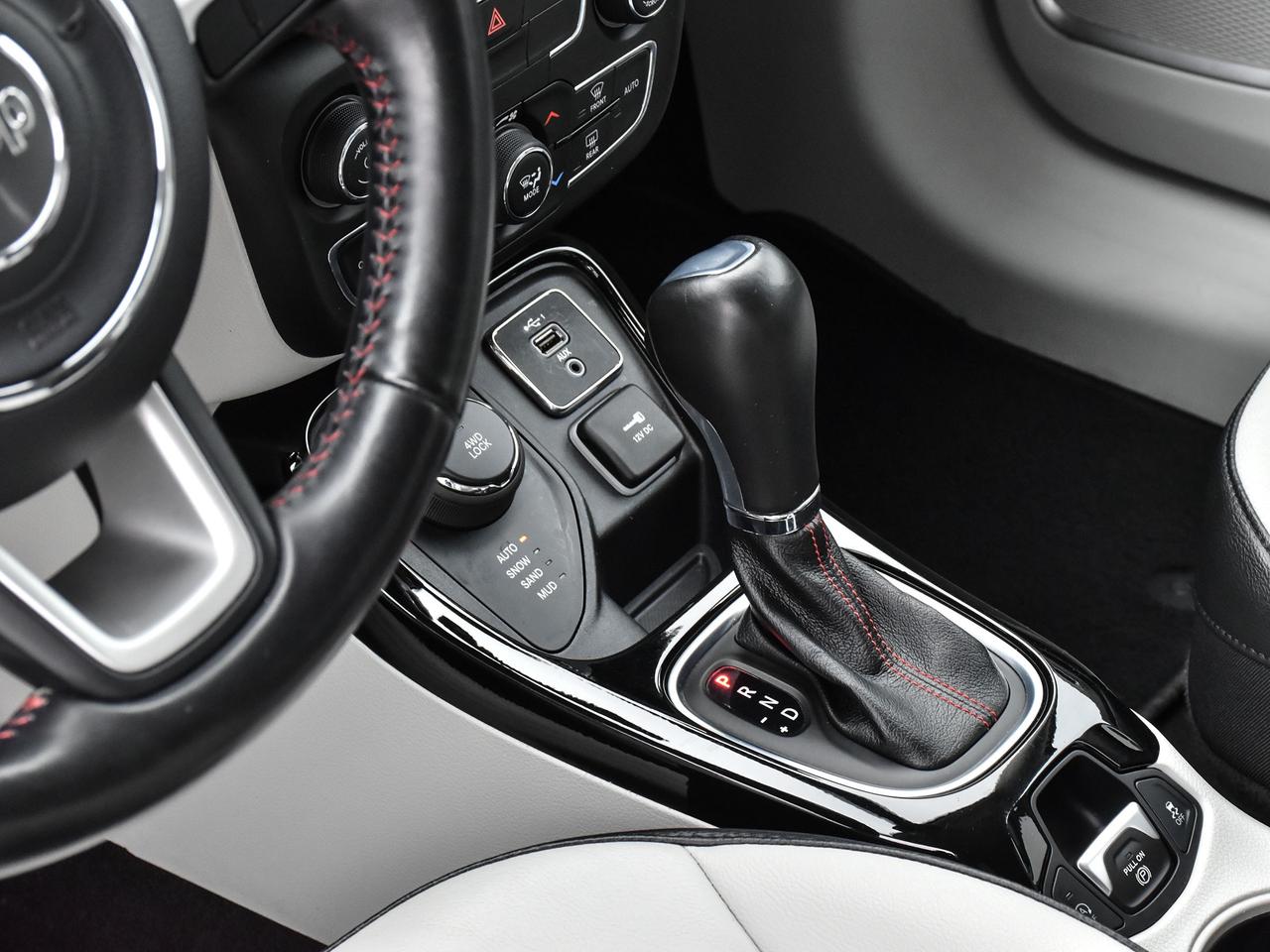 2021 Jeep Compass Limited 4x4 ~Bluetooth ~Backup Camera ~Leather Photo