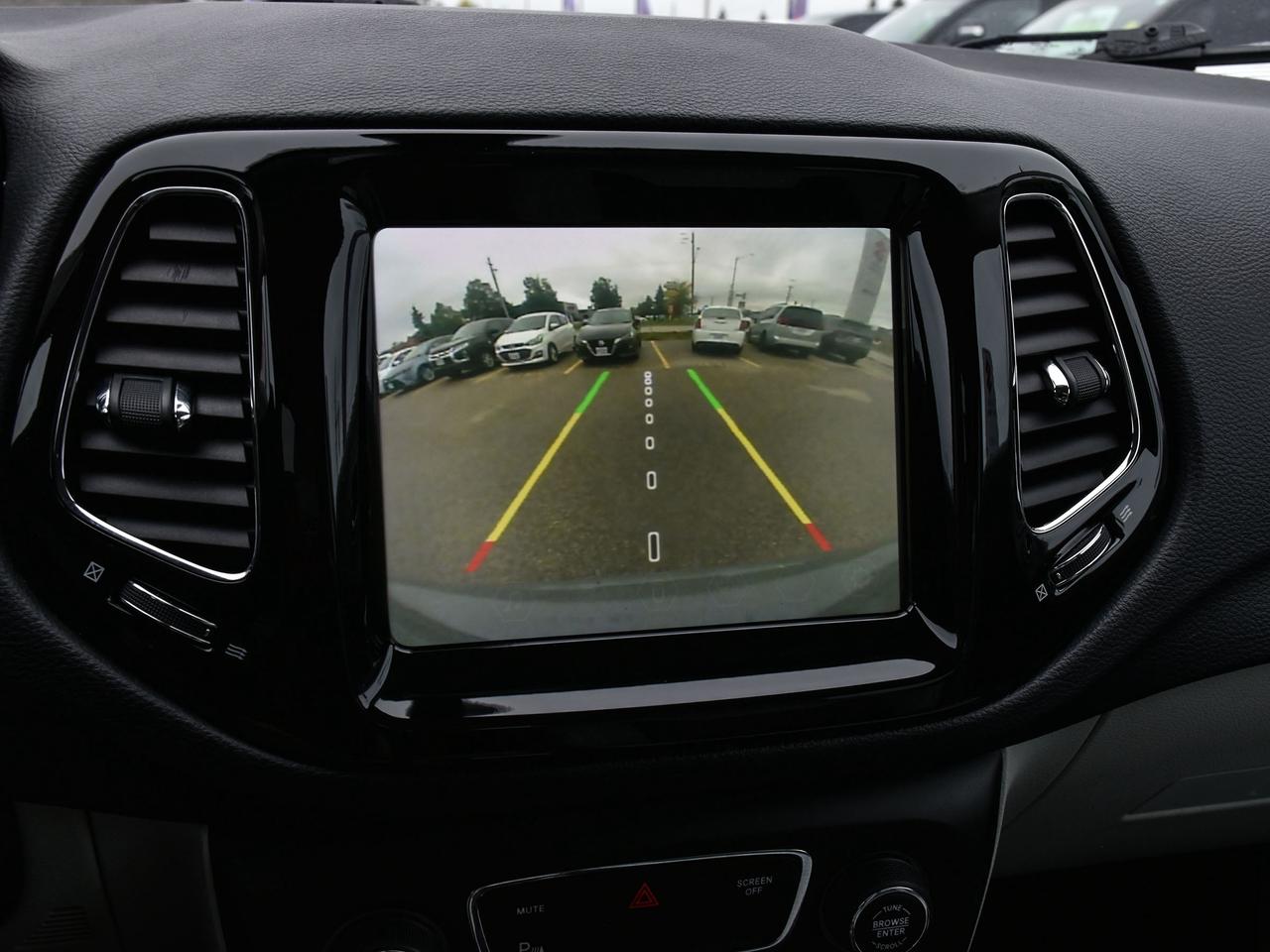 2021 Jeep Compass Limited 4x4 ~Bluetooth ~Backup Camera ~Leather Photo