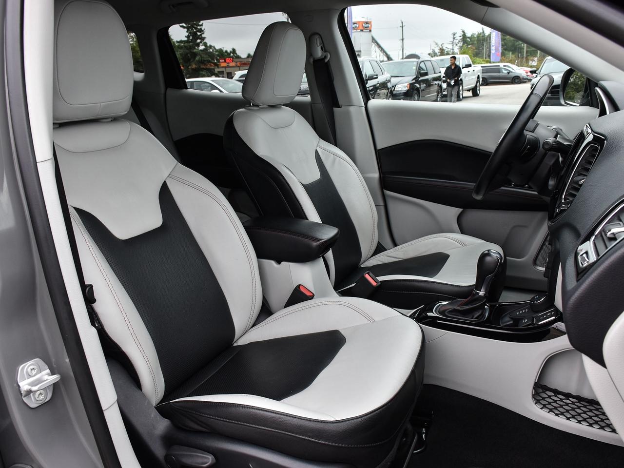 2021 Jeep Compass Limited 4x4 ~Bluetooth ~Backup Camera ~Leather Photo