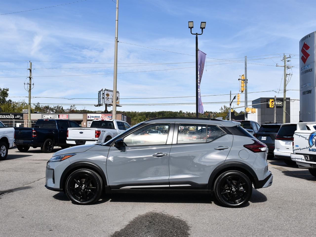 2024 Nissan Kicks SR ~Heated Leather ~Bluetooth ~Alloy Wheels ~Cam Photo3