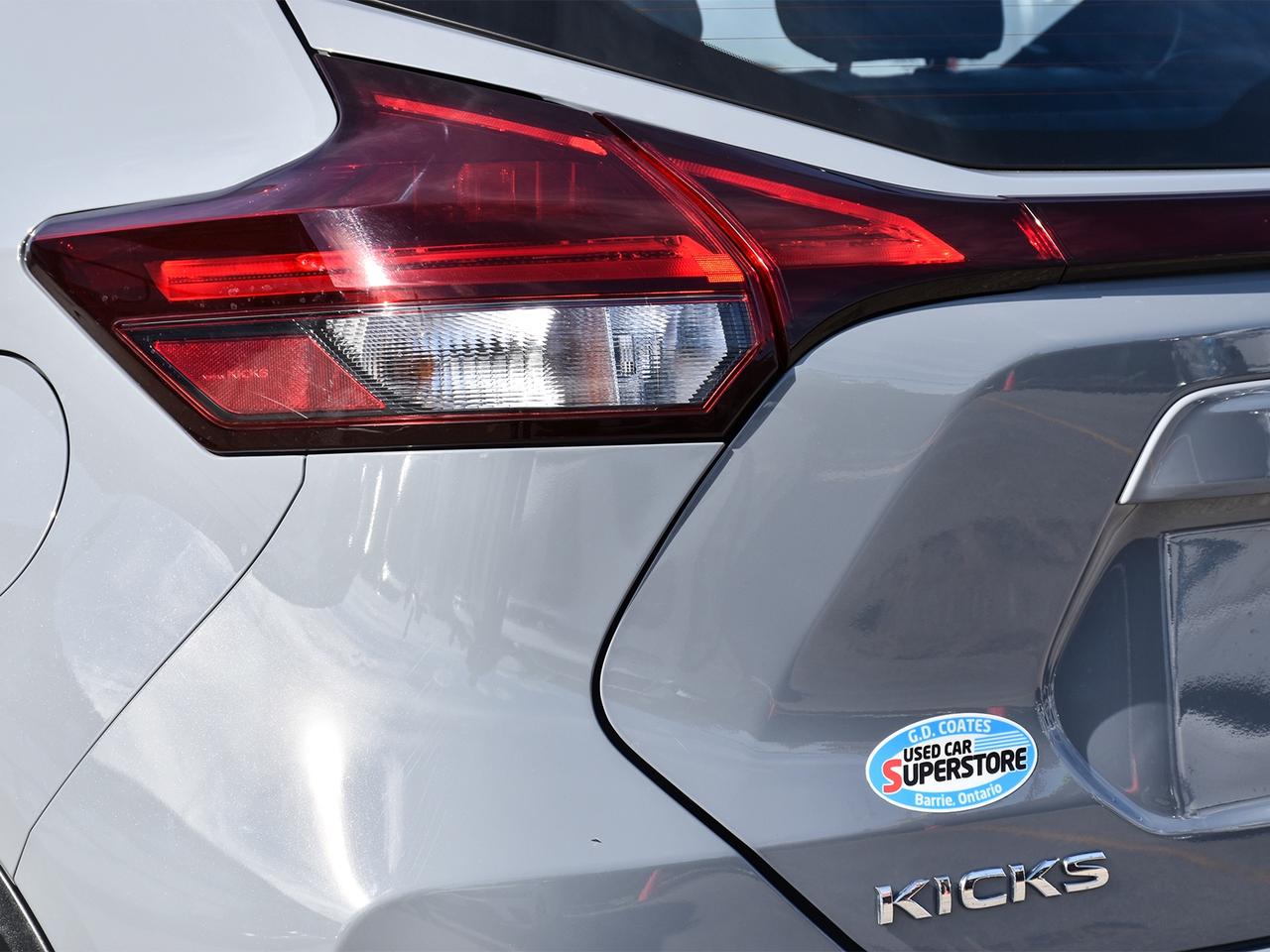 2024 Nissan Kicks SR ~Heated Leather ~Bluetooth ~Alloy Wheels ~Cam Photo