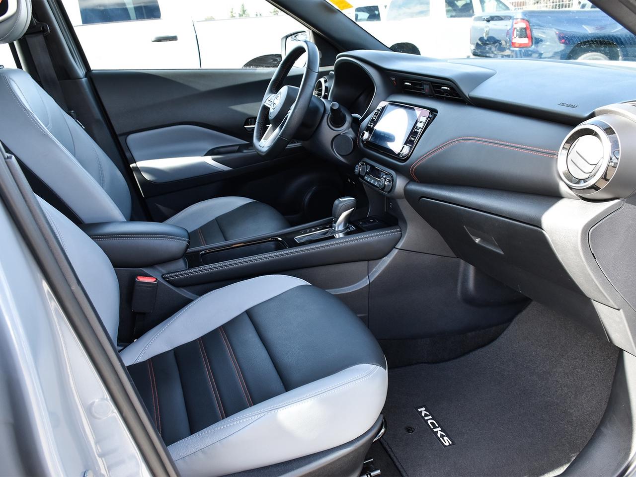 2024 Nissan Kicks SR ~Heated Leather ~Bluetooth ~Alloy Wheels ~Cam Photo