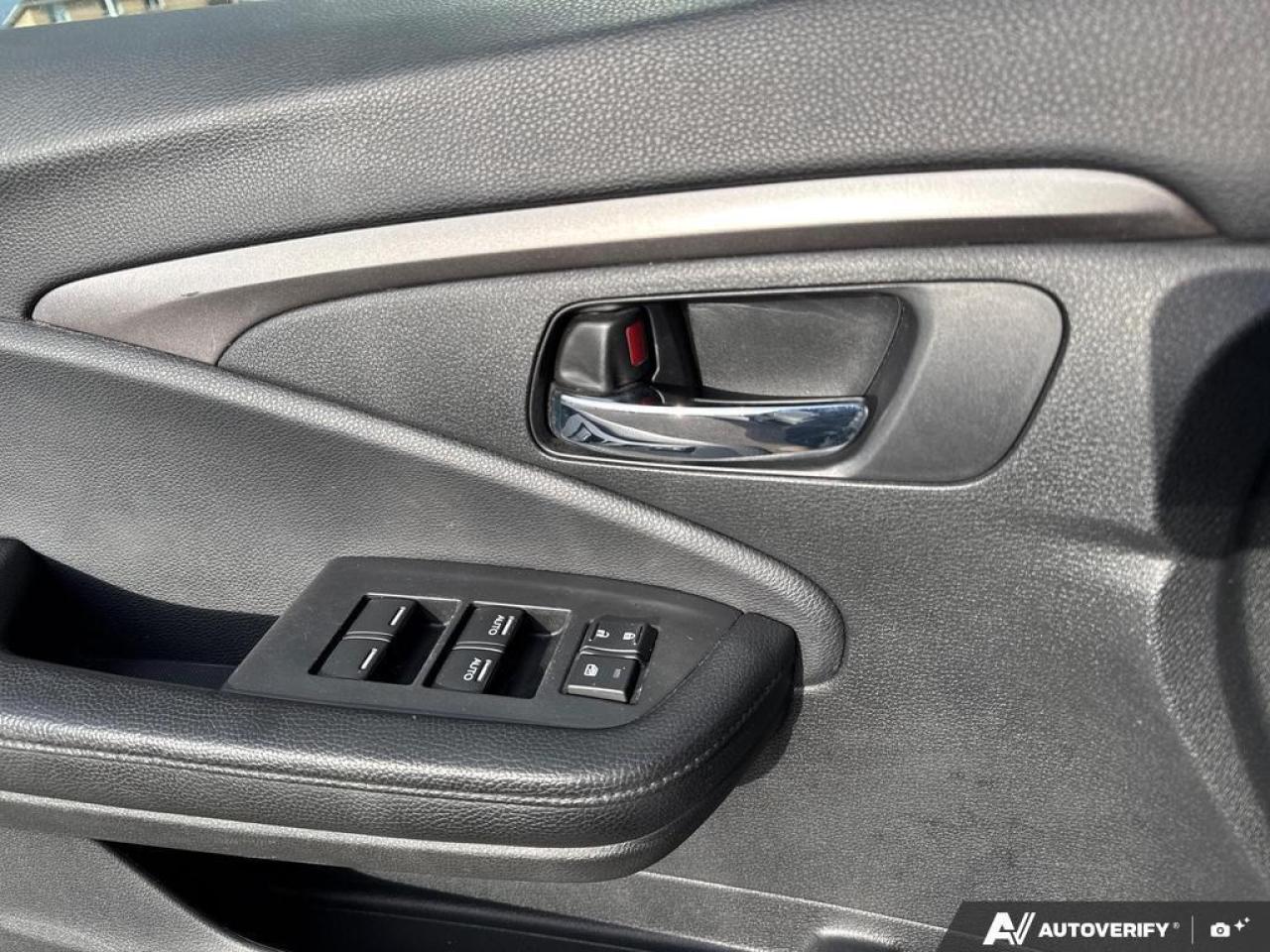 2018 Honda Pilot EX-L Navi AWD   LEATHER   CARPLAY   SUNROOF Photo