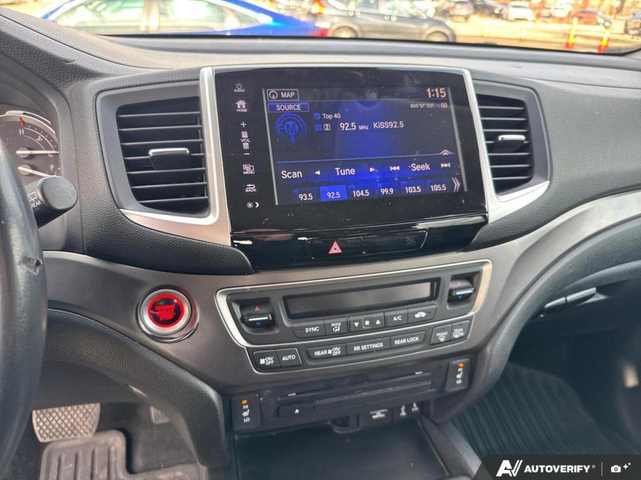 2018 Honda Pilot EX-L Navi AWD   LEATHER   CARPLAY   SUNROOF Photo