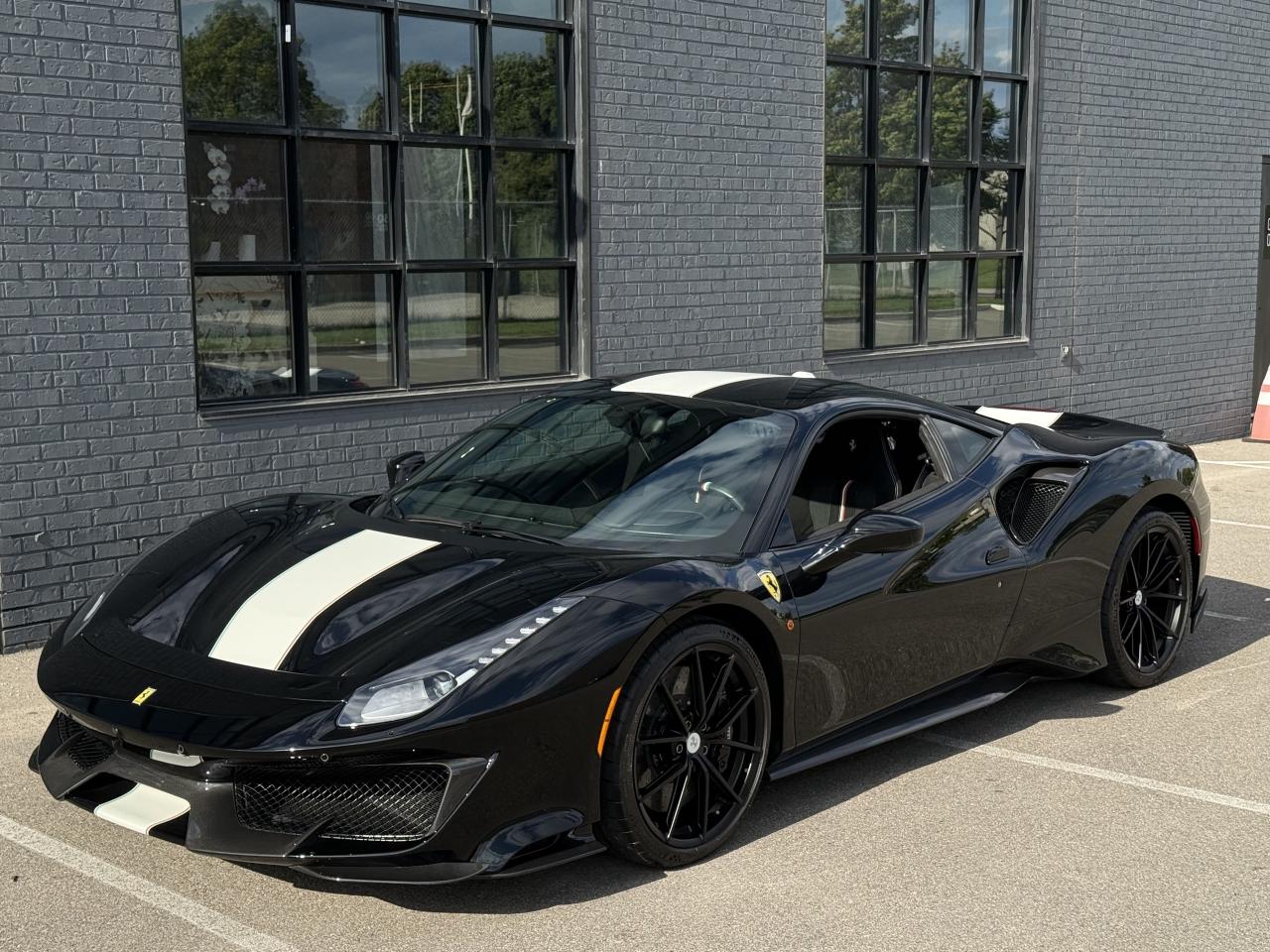 2020 Ferrari 488 Pista COUPE Photo