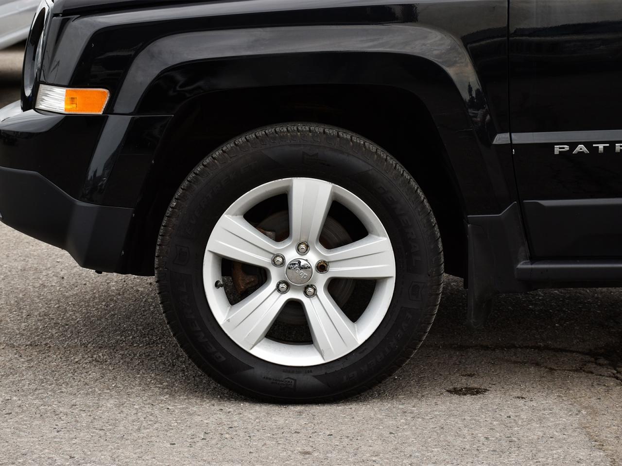 2015 Jeep Patriot North 4x4 ~Bluetooth ~Fog Lamps ~Alloys ~LOW KM Photo