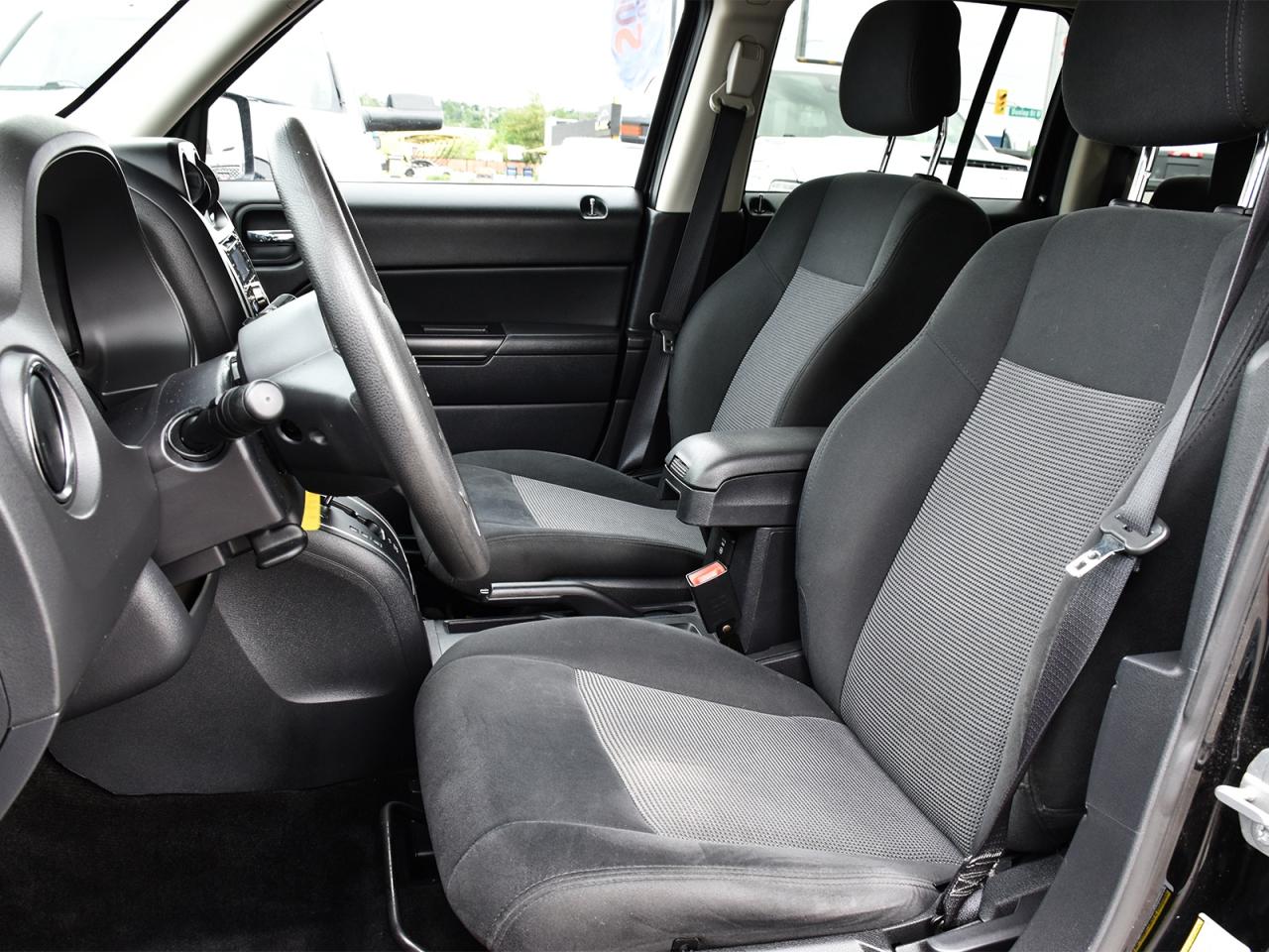 2015 Jeep Patriot North 4x4 ~Bluetooth ~Fog Lamps ~Alloys ~LOW KM Photo