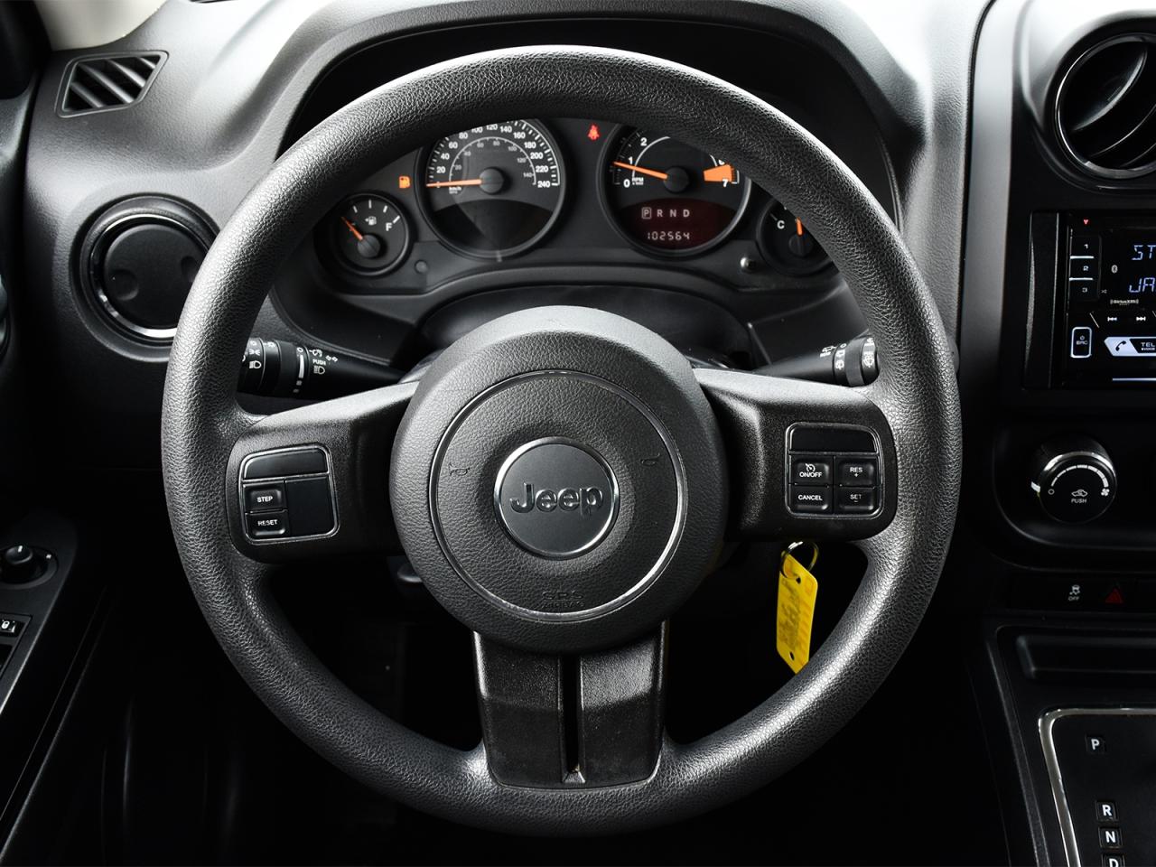 2015 Jeep Patriot North 4x4 ~Bluetooth ~Fog Lamps ~Alloys ~LOW KM Photo