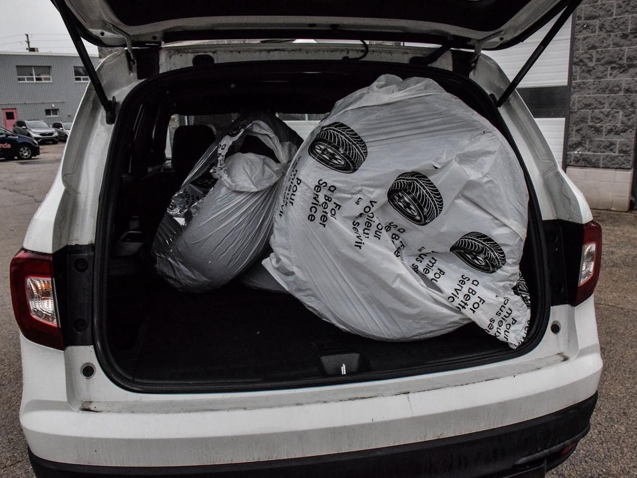 2022 Honda Pilot SPORT Photo