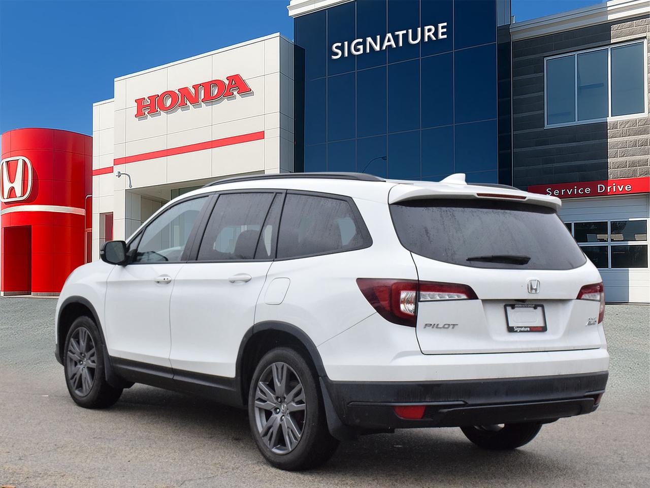 2022 Honda Pilot SPORT Photo