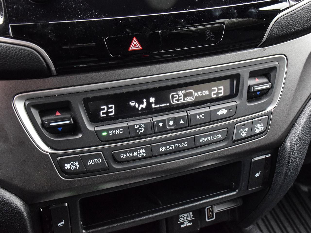 2022 Honda Pilot SPORT Photo