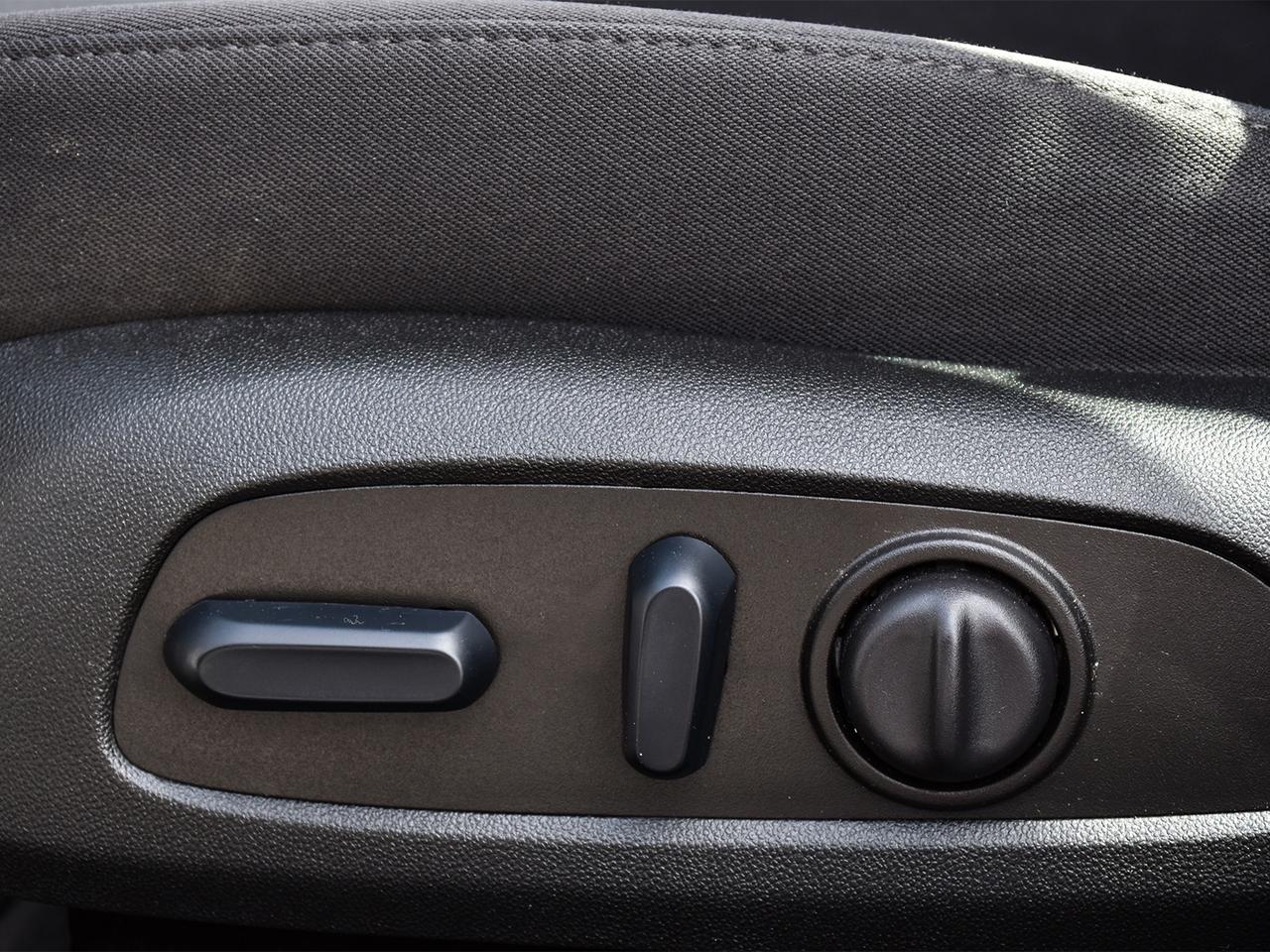 2023 Chevrolet Malibu LT ~Heated Seats ~Camera ~Bluetooth ~CarPlay ~Roof Photo