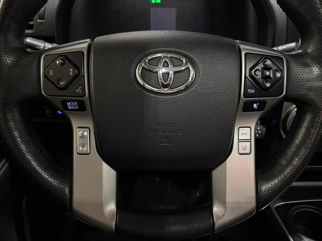 2024 Toyota 4Runner SR5 4WD Photo